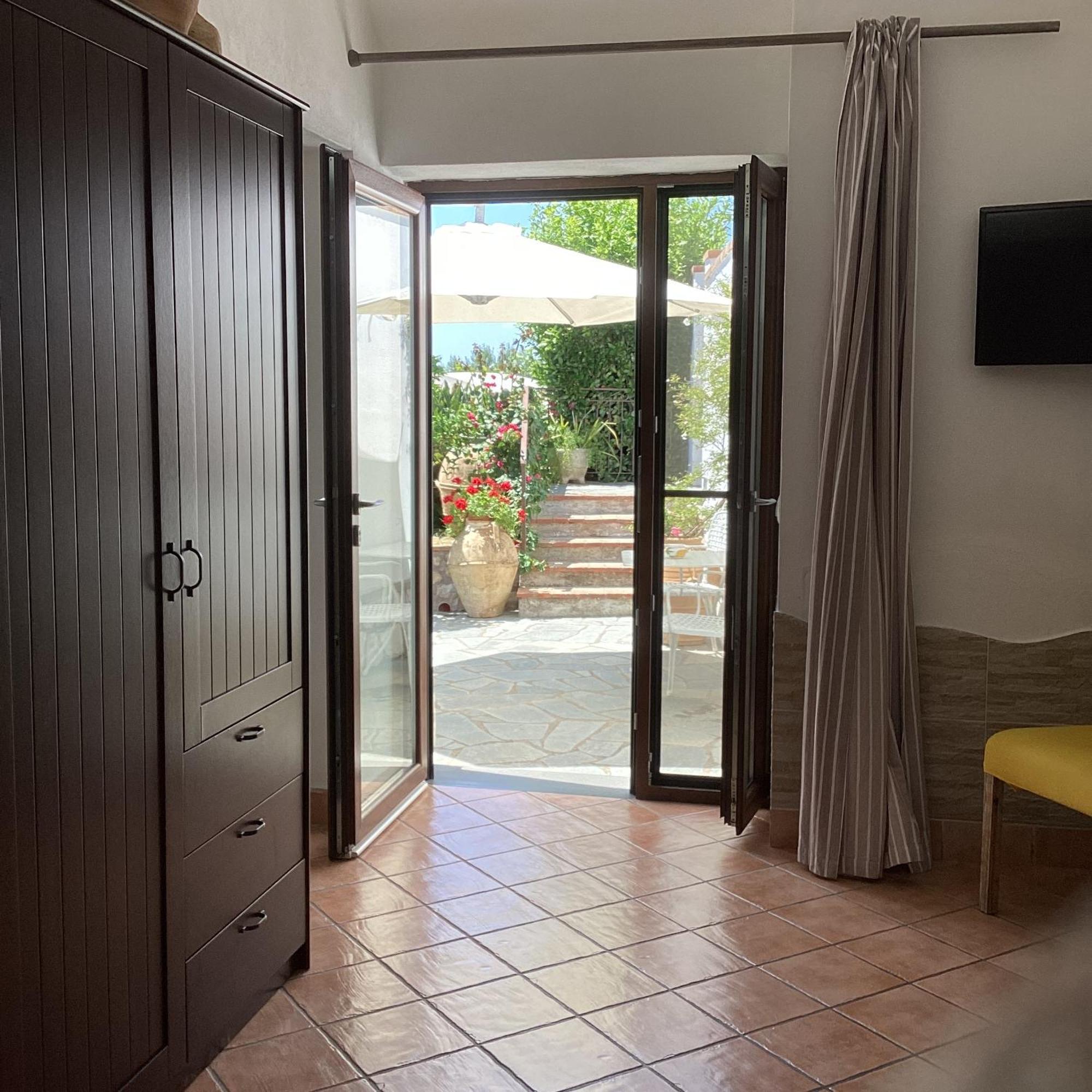B&B Casetta Minghitto Анакапри Екстериор снимка