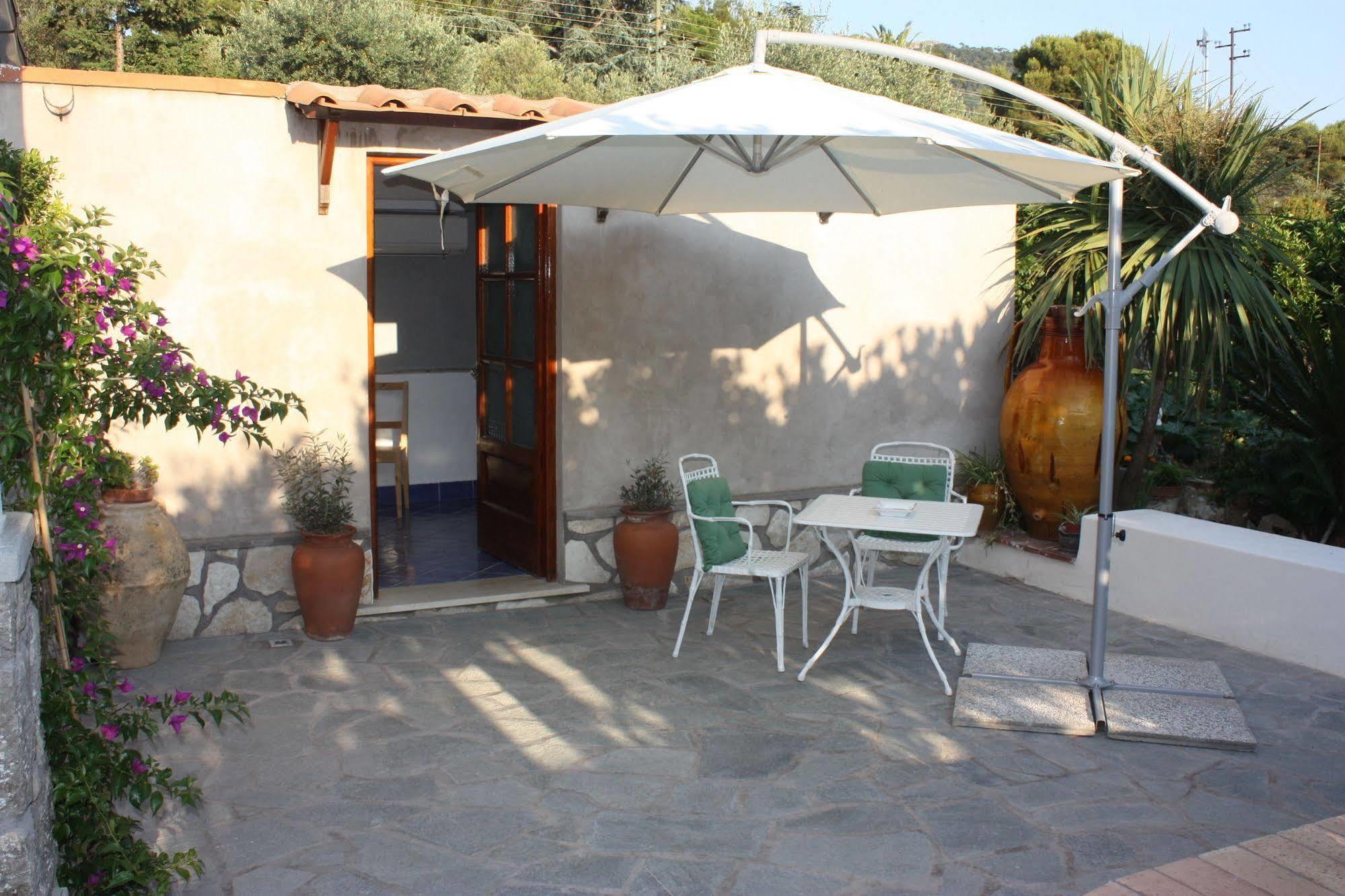 B&B Casetta Minghitto Анакапри Екстериор снимка